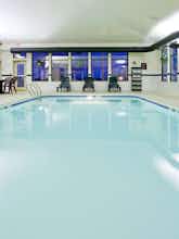 Hotel Holiday Inn Express Hotel & Suites Fort Atkinson photo 5