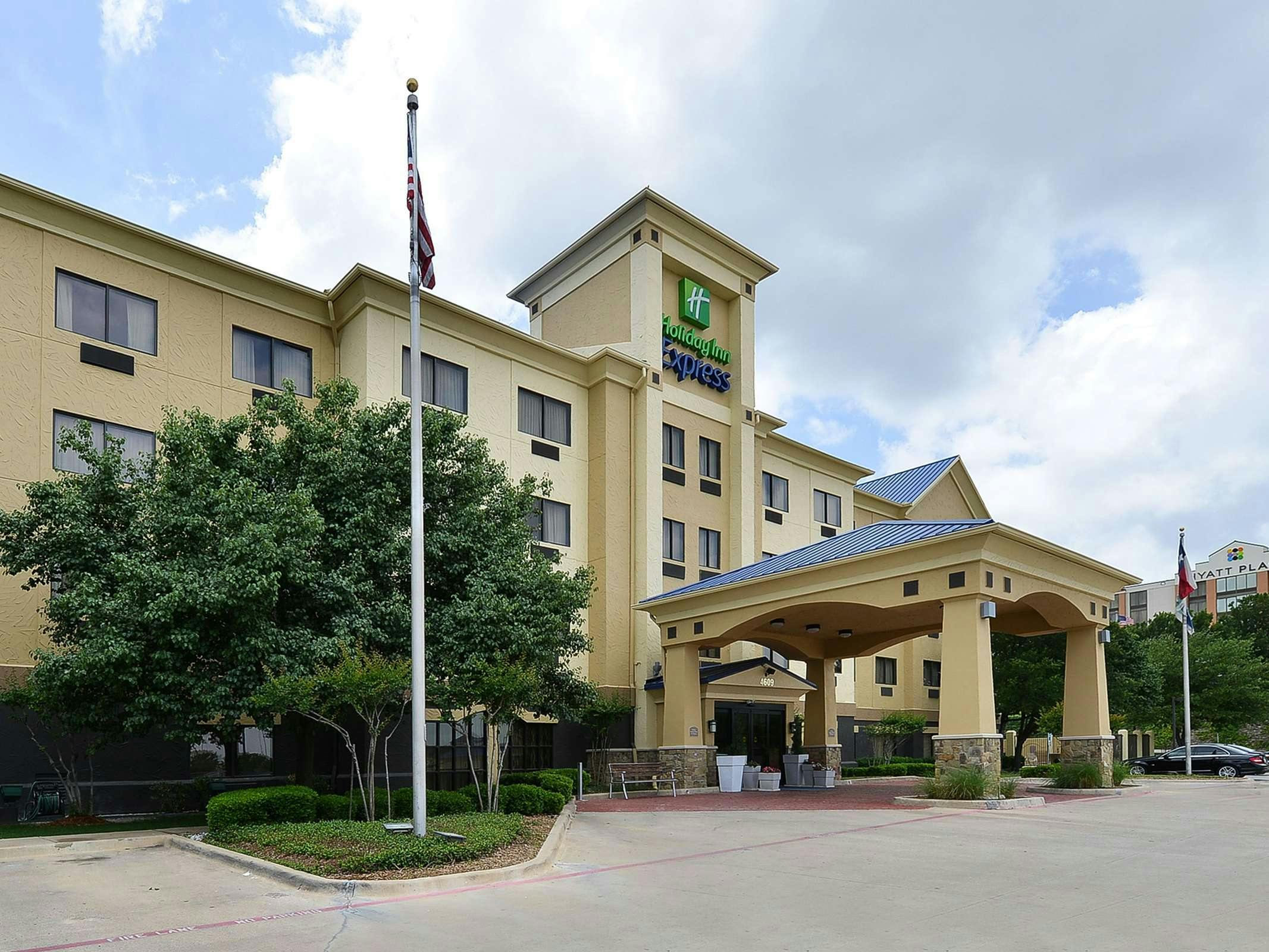 Holiday Inn Express Hotel & Suites Fort Worth Southwest