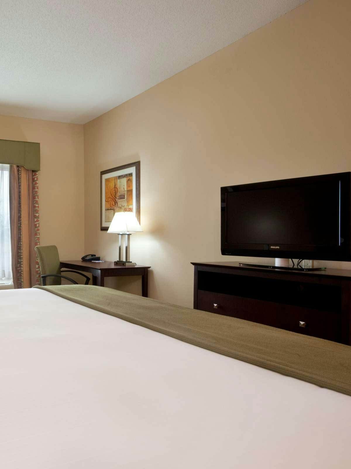 Hotel Holiday Inn Express Hotel & Suites Franklin photo 1