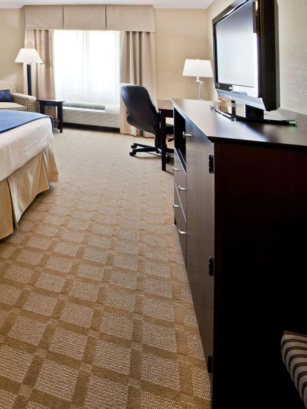 Hotel Holiday Inn Express Hotel & Suites Fort Pierce West photo 2