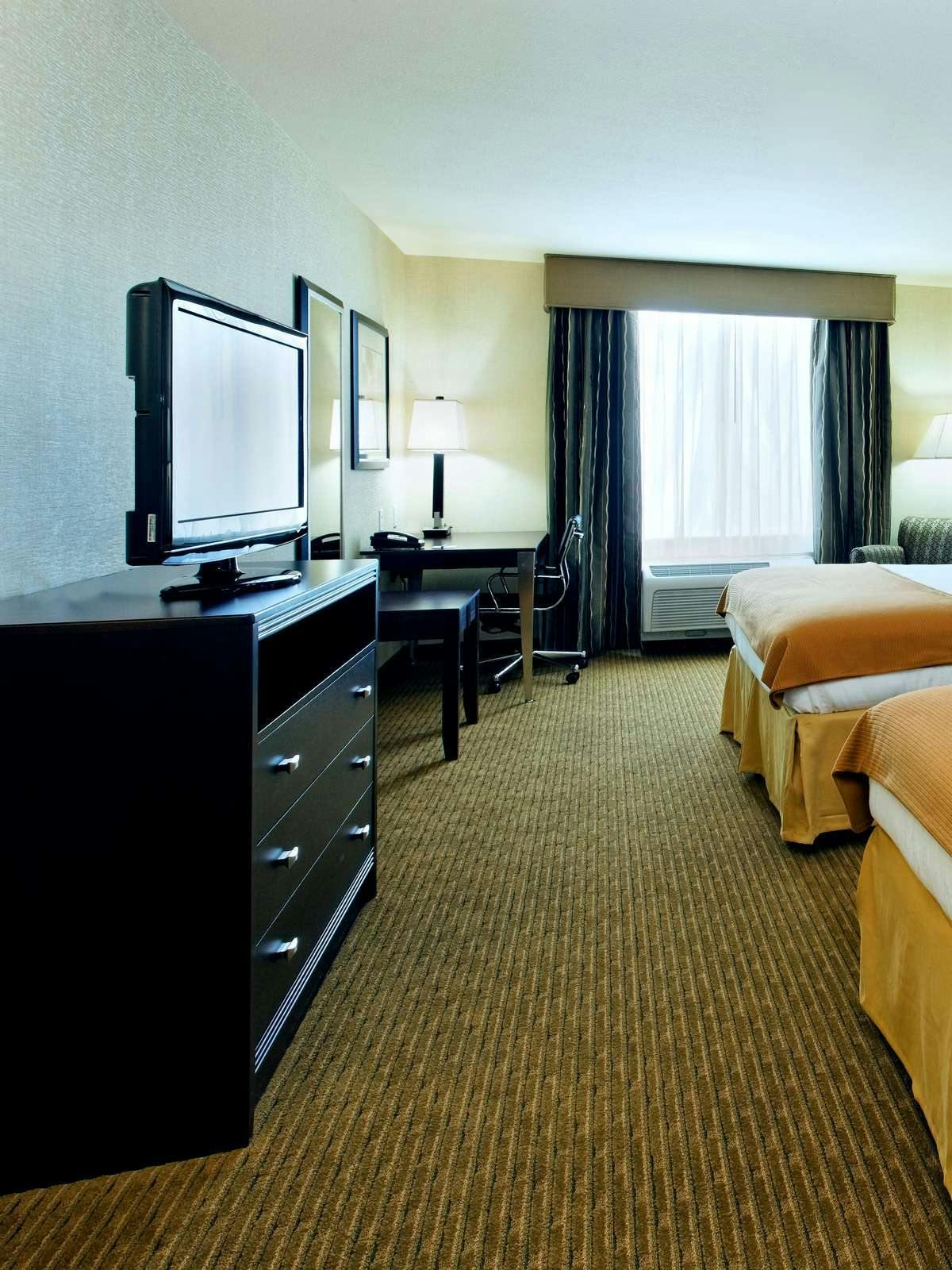 Hotel Holiday Inn Express Hotel & Suites Fresno Northwest photo 2