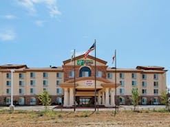 Holiday Inn Express Hotel & Suites Fresno Northwest