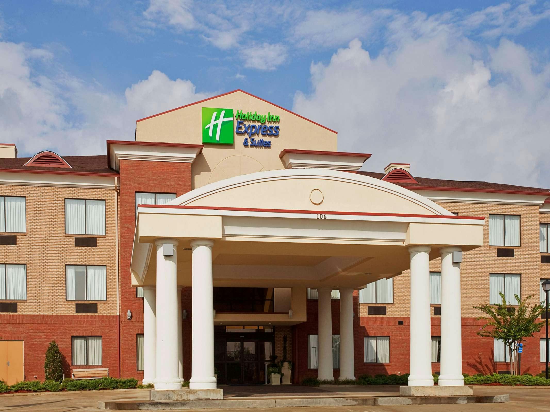 Holiday Inn Express Hotel & Suites Gadsden West