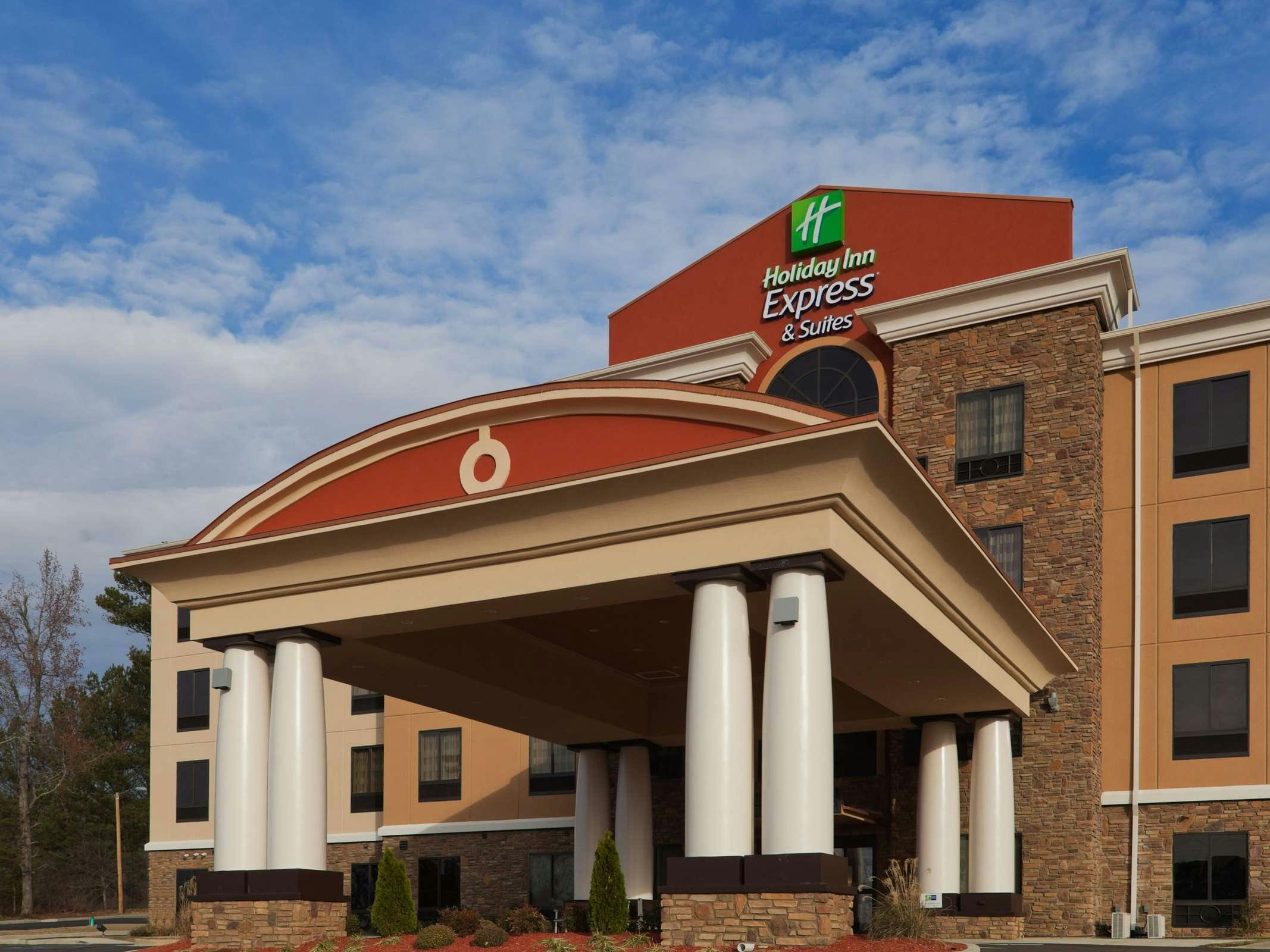 Holiday Inn Express Hotel & Suites Fulton