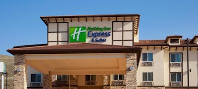 Holiday Inn Express Hotel & Suites Frazier Park
