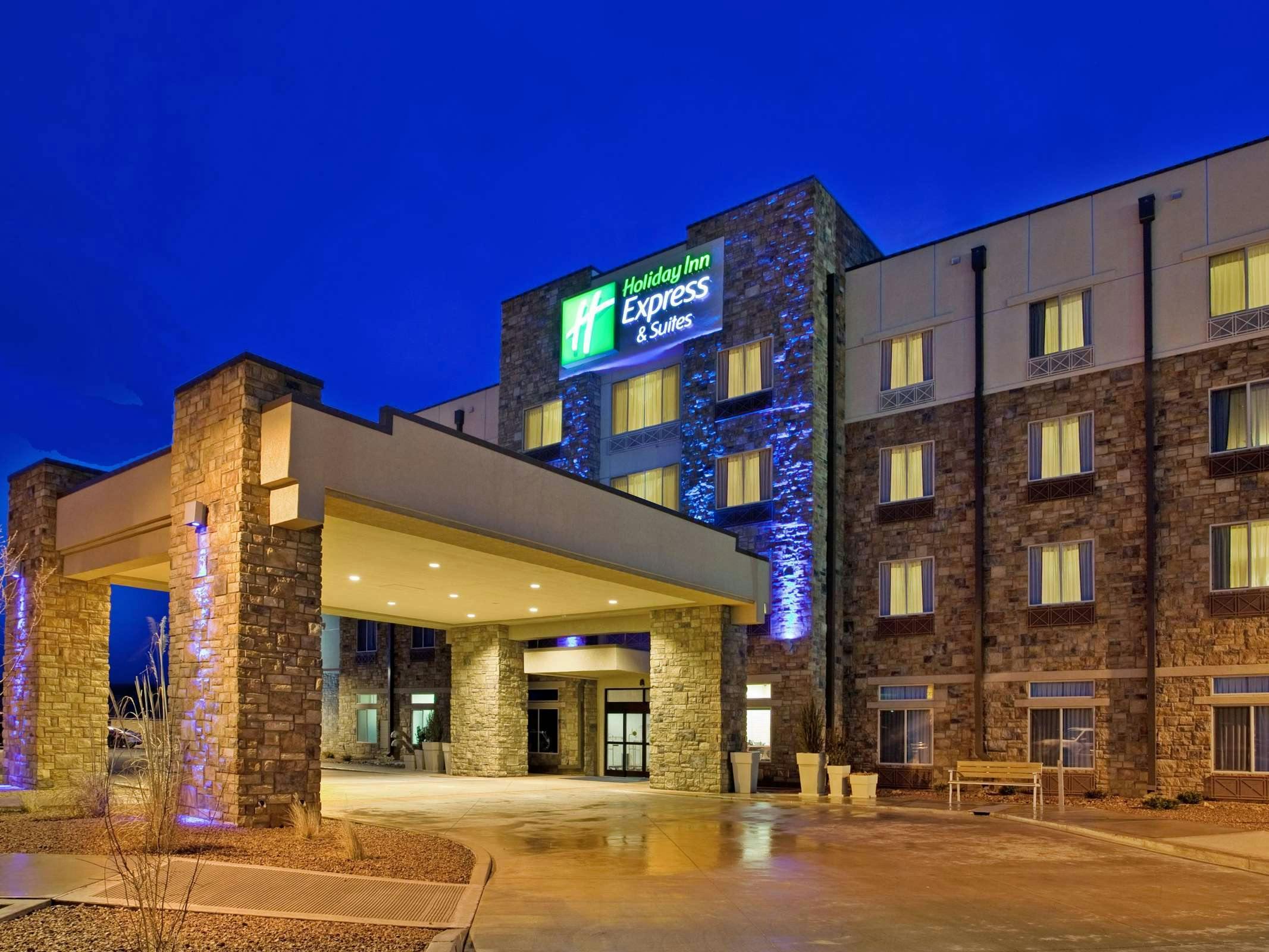 Holiday Inn Express Hotel & Suites Gallup East