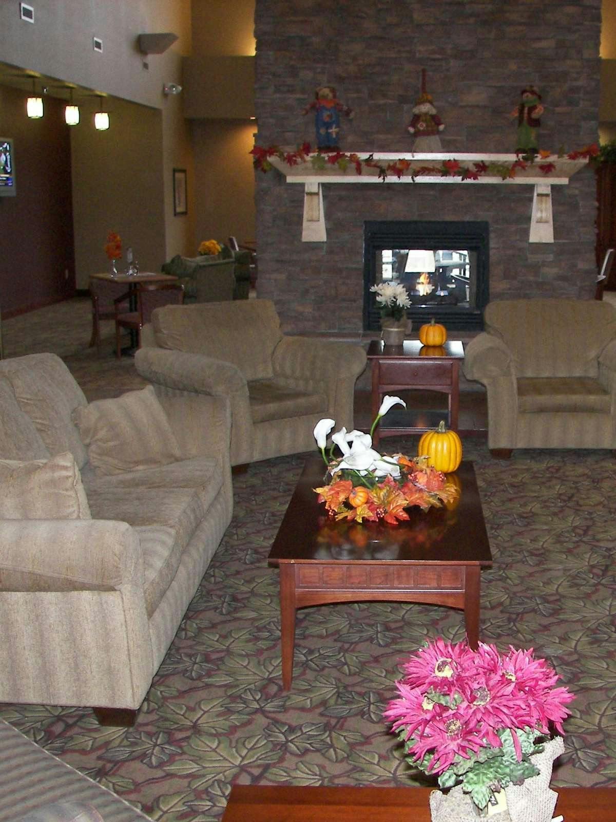 Hotel Holiday Inn Express Hotel & Suites Gillette photo 4