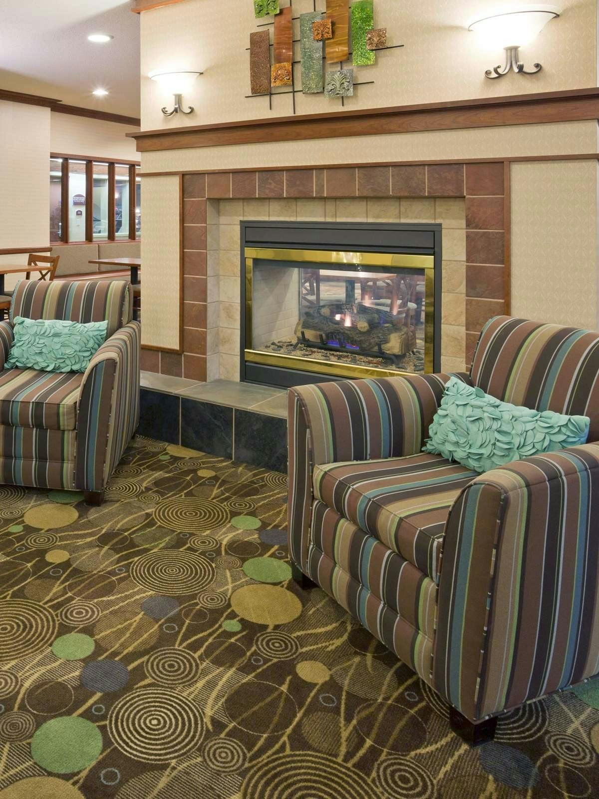 Hotel Holiday Inn Express Hotel & Suites Grand Forks photo 3