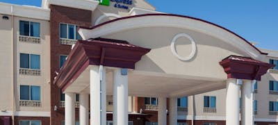 Holiday Inn Express Hotel & Suites Grand Forks