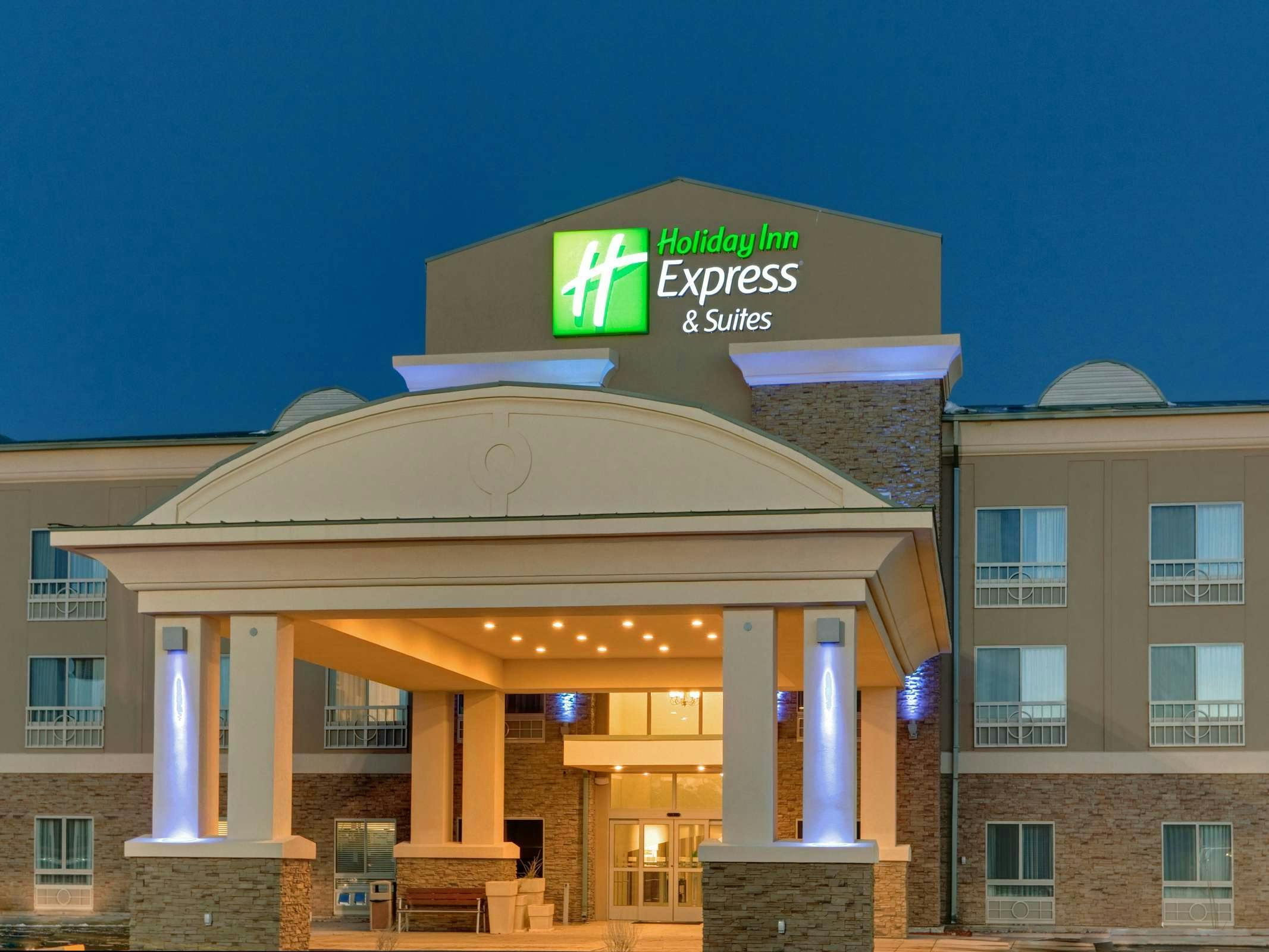 Holiday Inn Express Hotel & Suites Grants