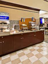 Hotel Holiday Inn Express Hotel & Suites Glendale photo 4
