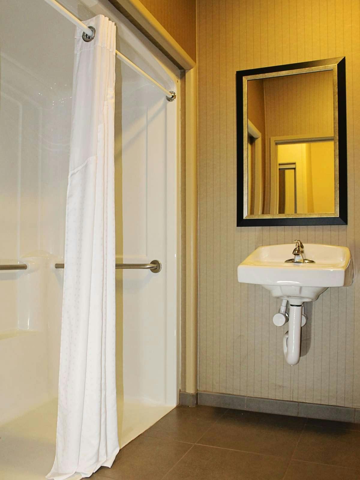 Hotel Holiday Inn Express Hotel & Suites Grand Junction photo 3