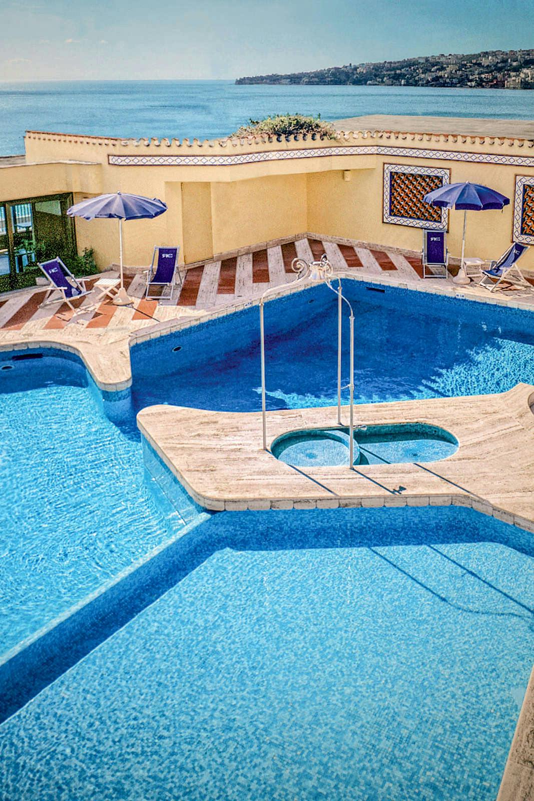 Hotel Royal Continental photo 2