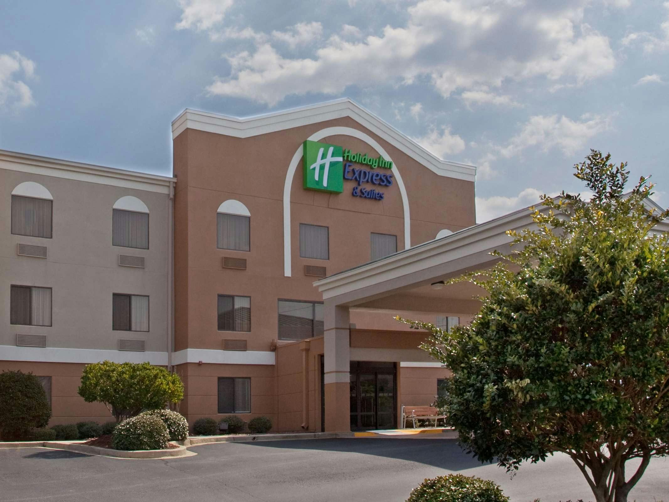 Holiday Inn Express Hotel & Suites Greenville Airport