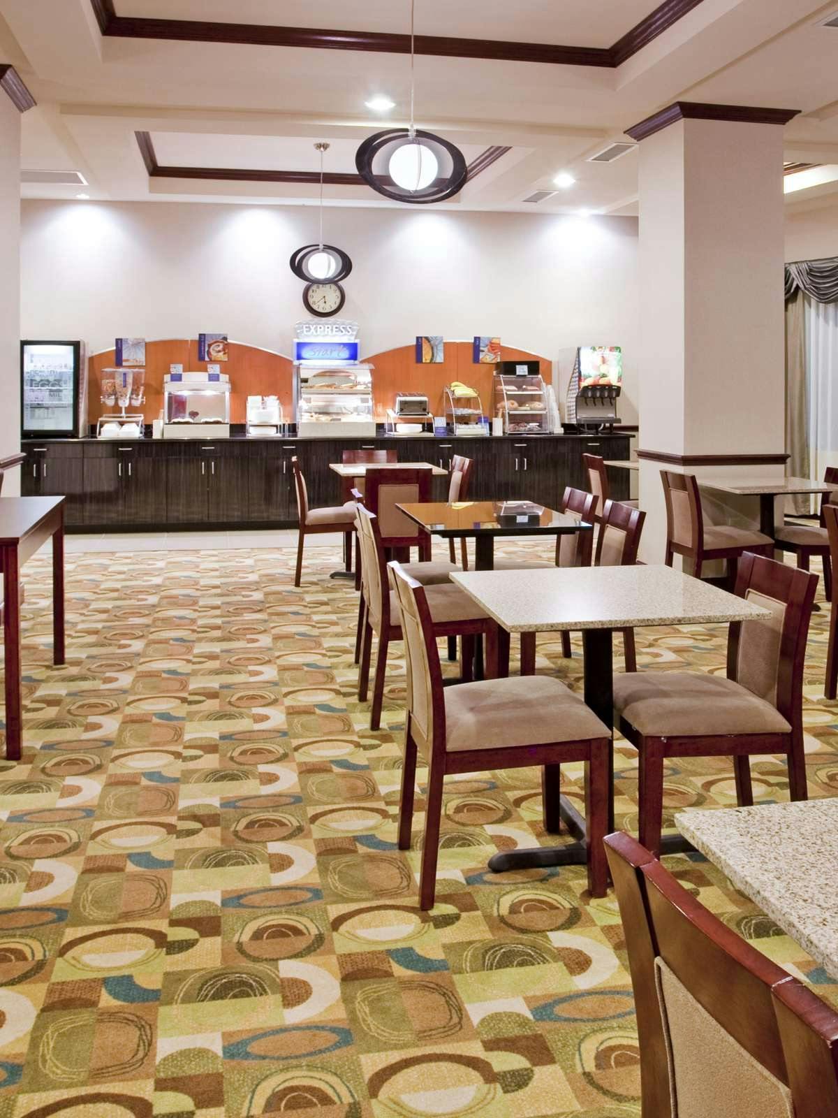 Hotel Holiday Inn Express Hotel & Suites Guthrie North Edmond photo 5