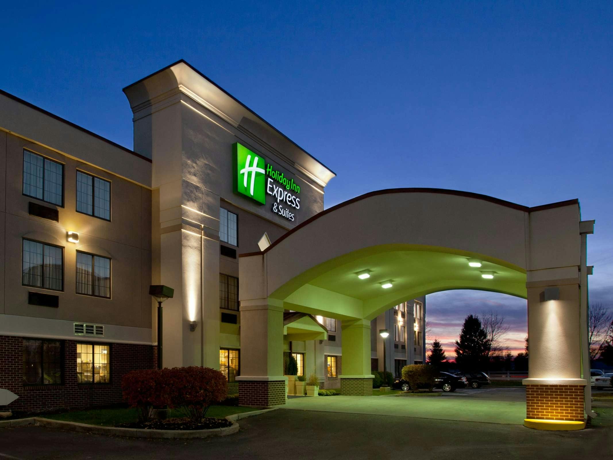 Holiday Inn Express Hotel & Suites Grove City