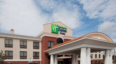 Holiday Inn Express Hotel & Suites Hardeeville