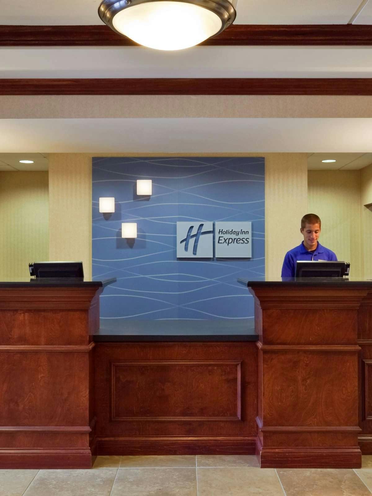 Hotel Holiday Inn Express Hotel & Suites Harriman photo 4