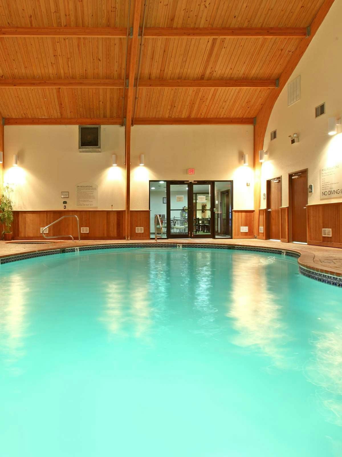 Hotel Holiday Inn Express Hotel & Suites Harrison photo 5