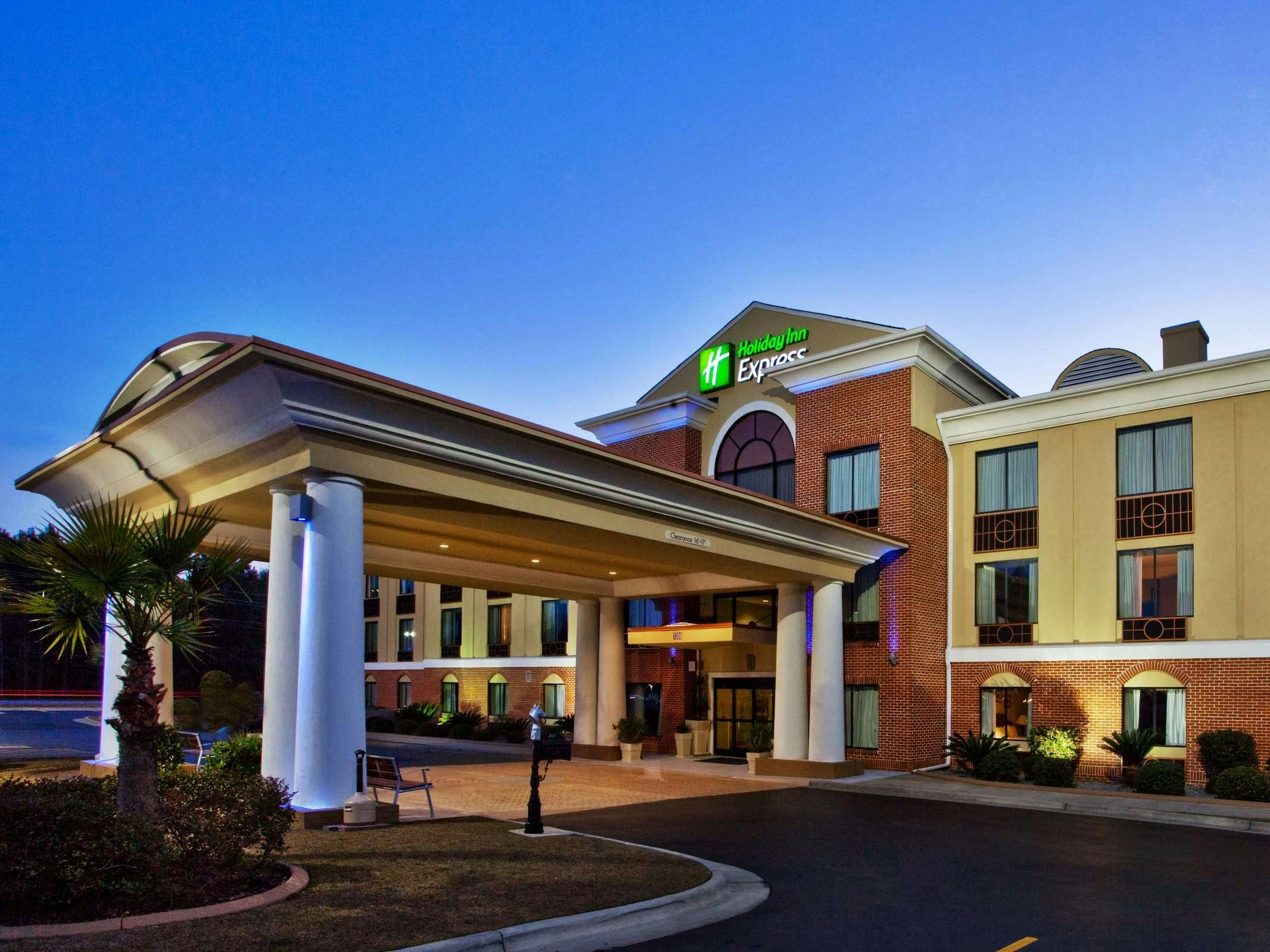 Holiday Inn Express Hotel & Suites Hinesville East
