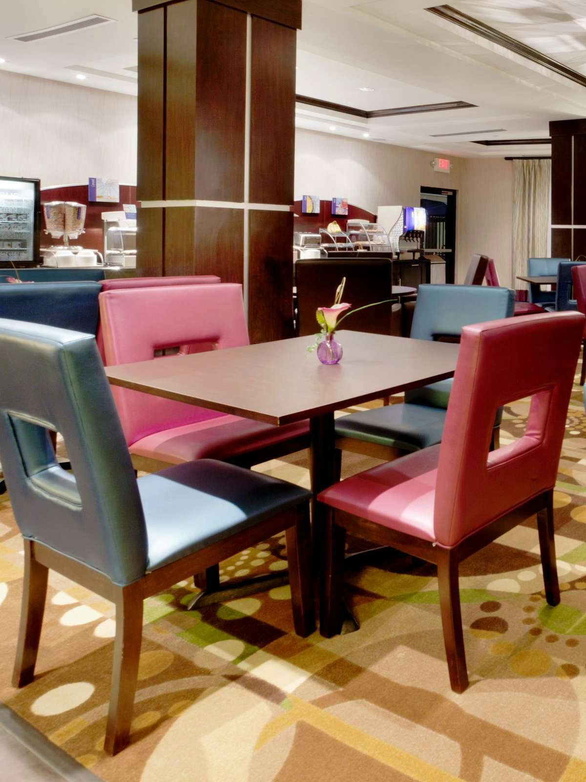 Hotel Holiday Inn Express Hotel & Suites Houston NW photo 5