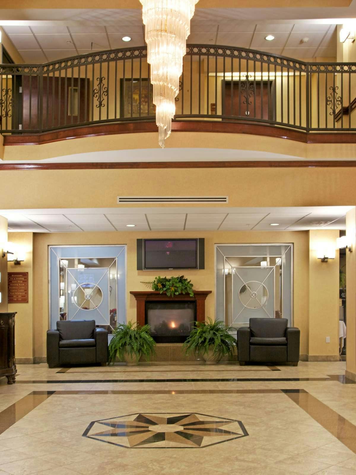Hotel Holiday Inn Express Hotel & Suites Houston East photo 3