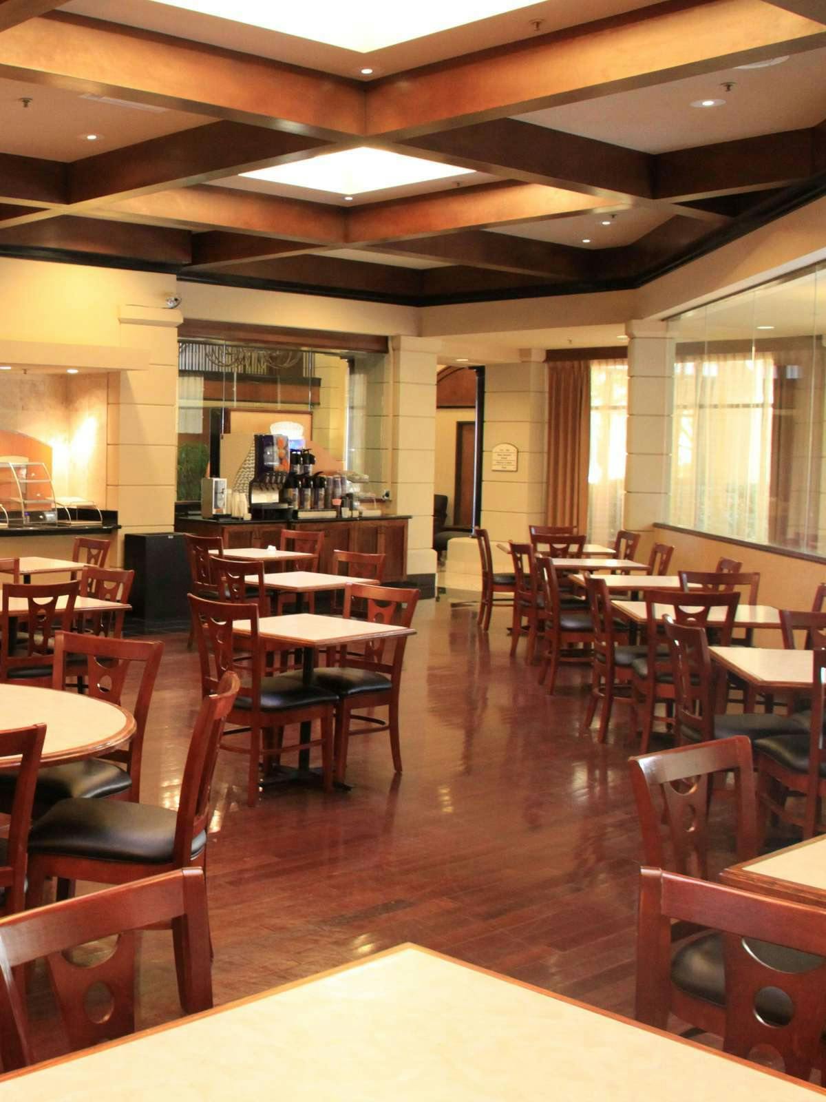 Hotel Holiday Inn Express Hotel & Suites Irving DFW Airport North photo 4