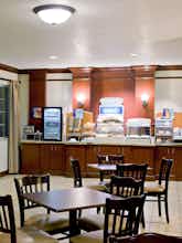 Hotel Holiday Inn Express Hotel & Suites Jackson photo 5