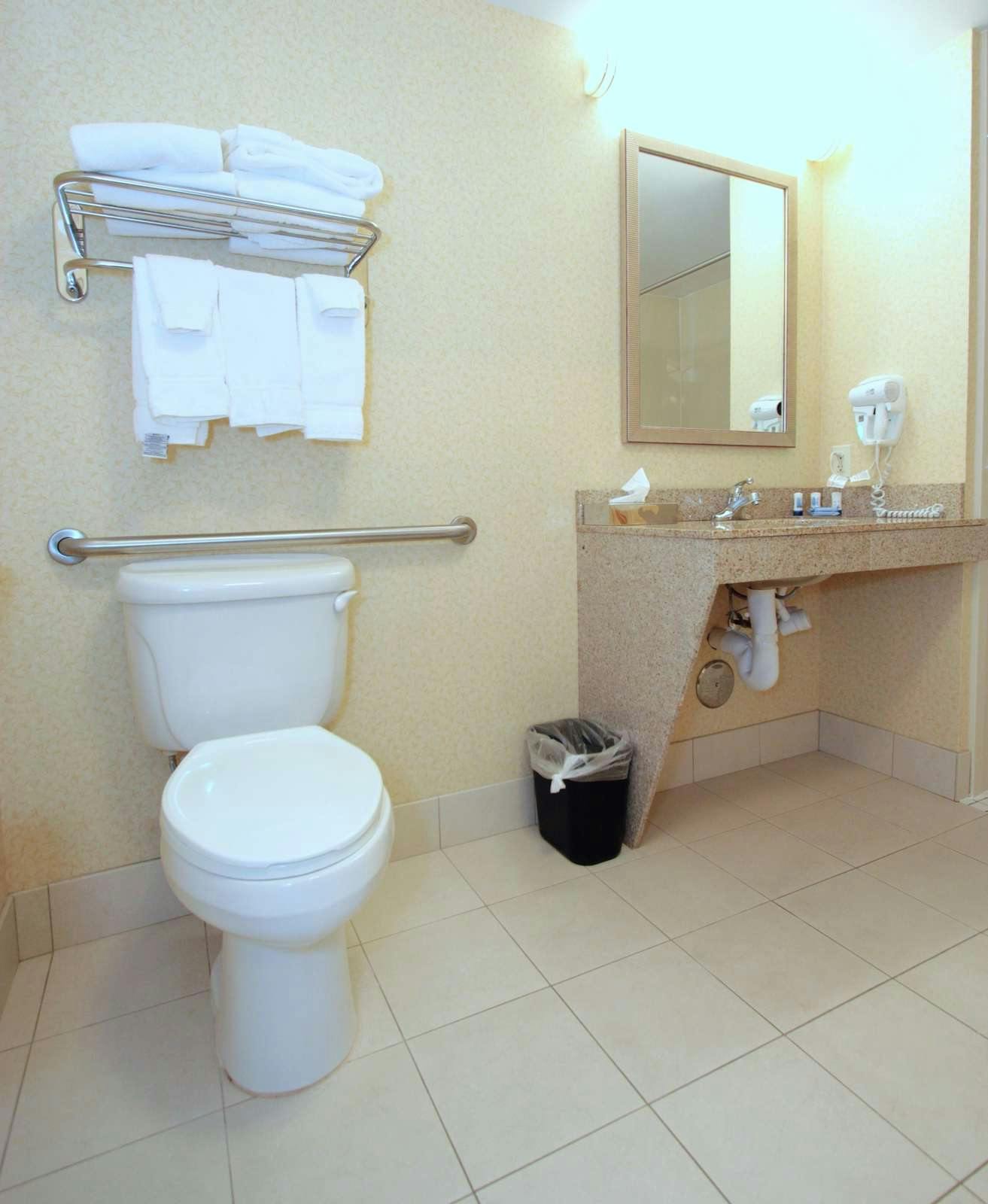 Hotel Fairfield Inn & Suites by Marriott Kansas City Liberty photo 5