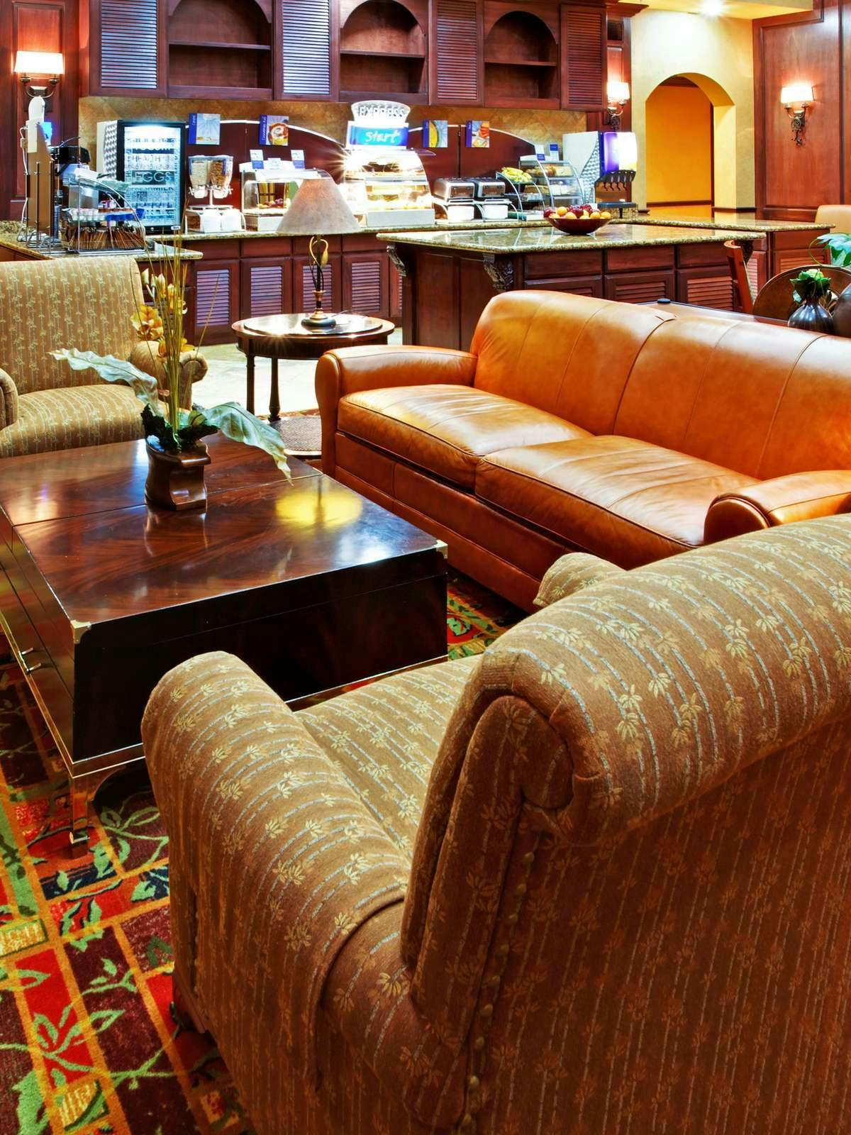 Hotel Holiday Inn Express Hotel & Suites Hurst photo 3