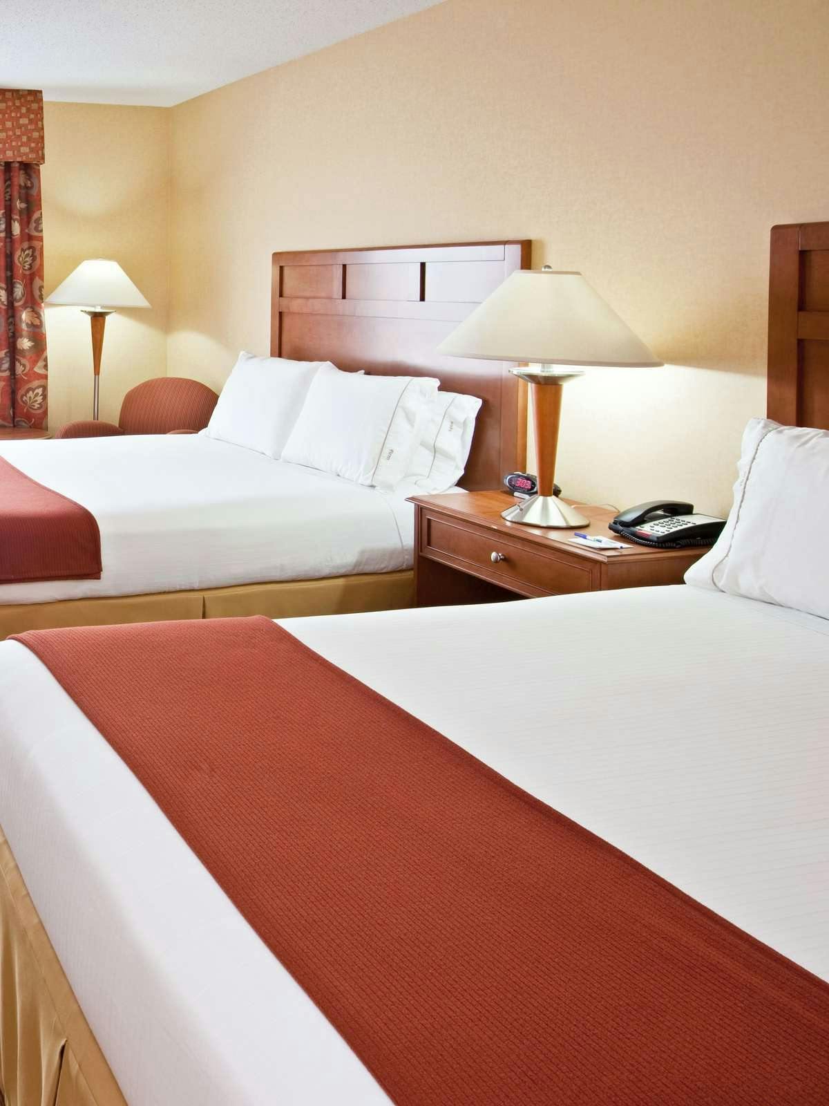 Hotel Holiday Inn Express Hotel & Suites Jasper photo 1