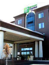 Hotel Holiday Inn Express Hotel & Suites Kansas City Airport photo 2