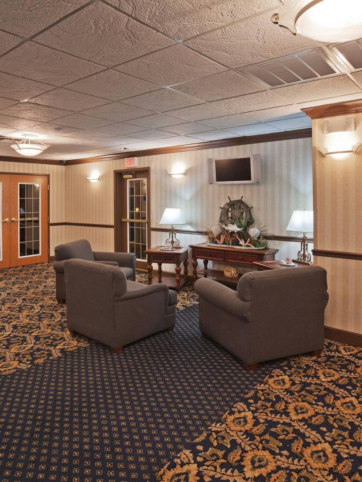 Hotel Holiday Inn Express Hotel & Suites Jenks photo 3