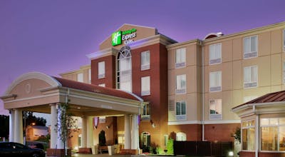 Holiday Inn Express Hotel & Suites Kansas City Grandview