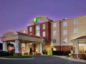 Holiday Inn Express Hotel & Suites Kansas City Grandview