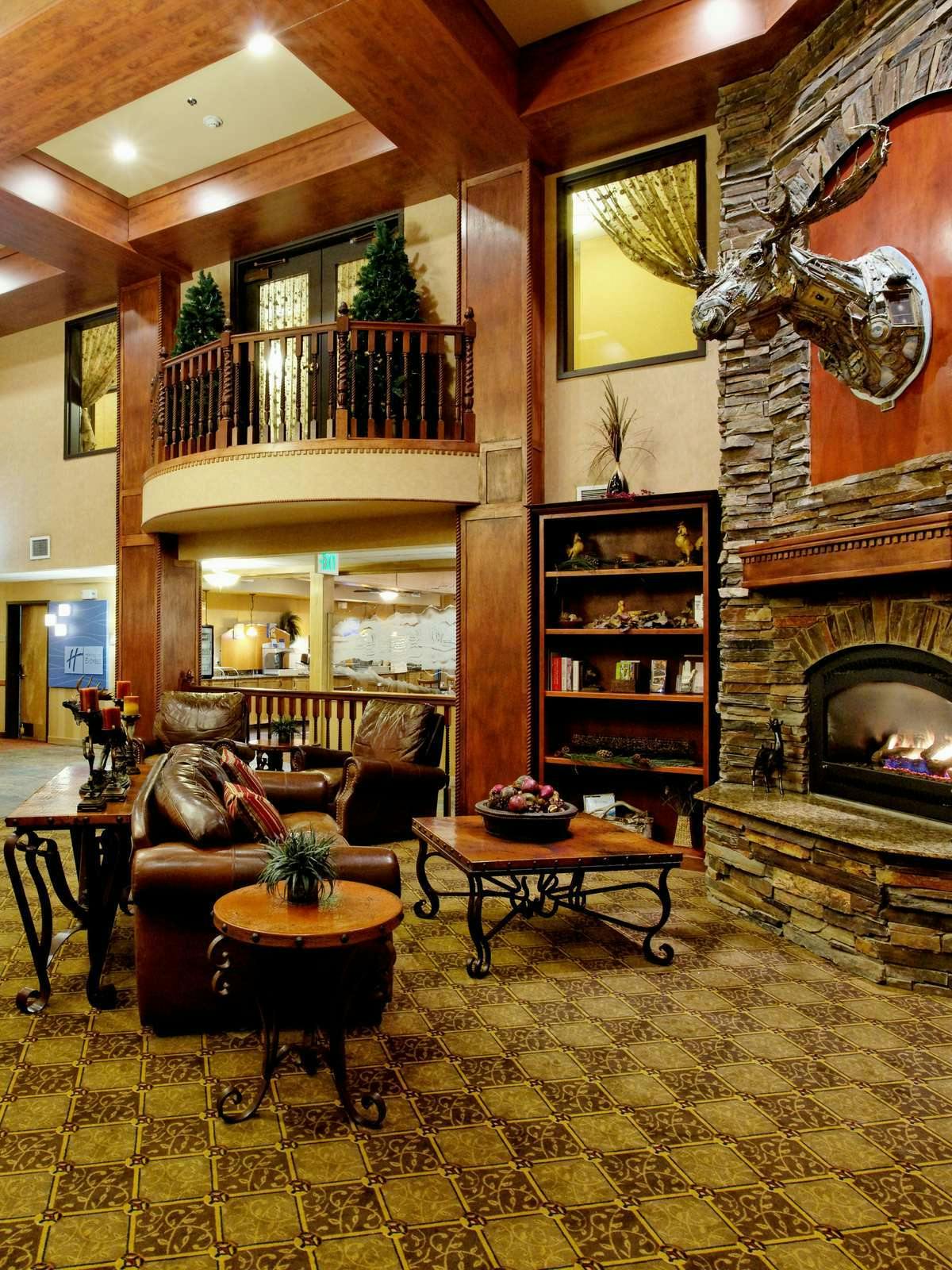 Hotel Holiday Inn Express Hotel & Suites Kalispell photo 3