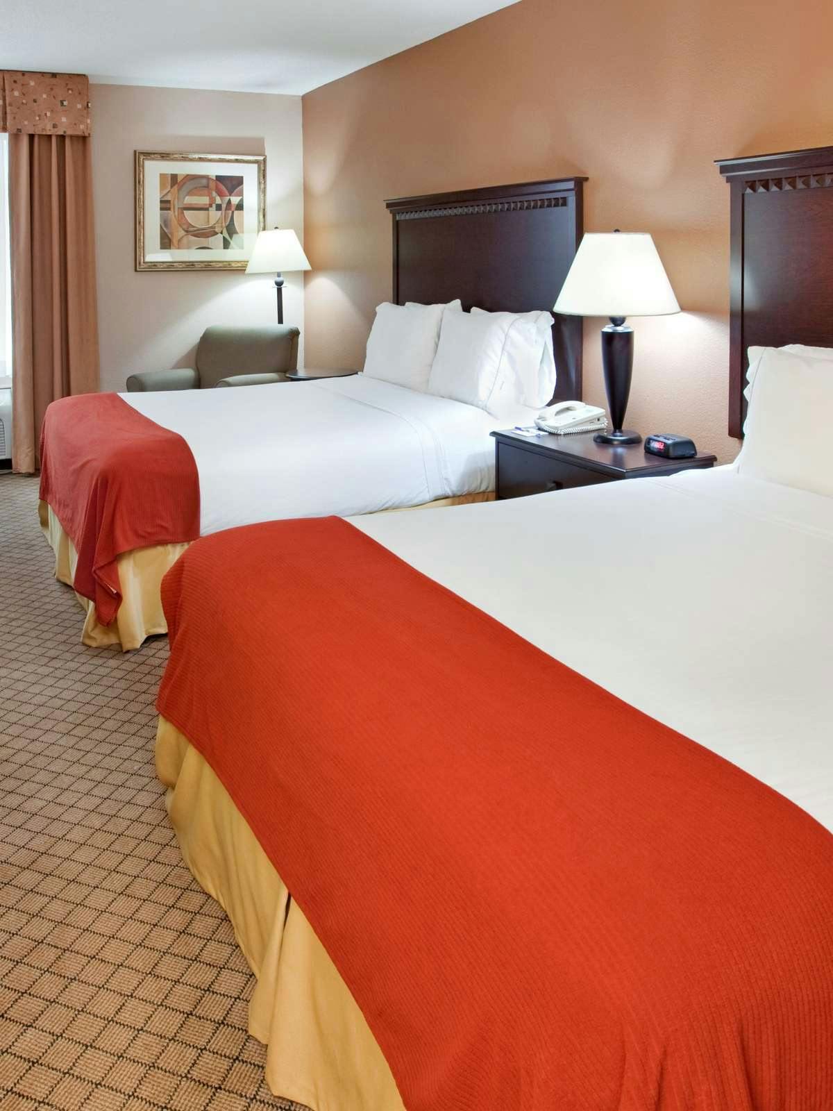 Hotel Holiday Inn Express Hotel & Suites Kansas City Liberty photo 1