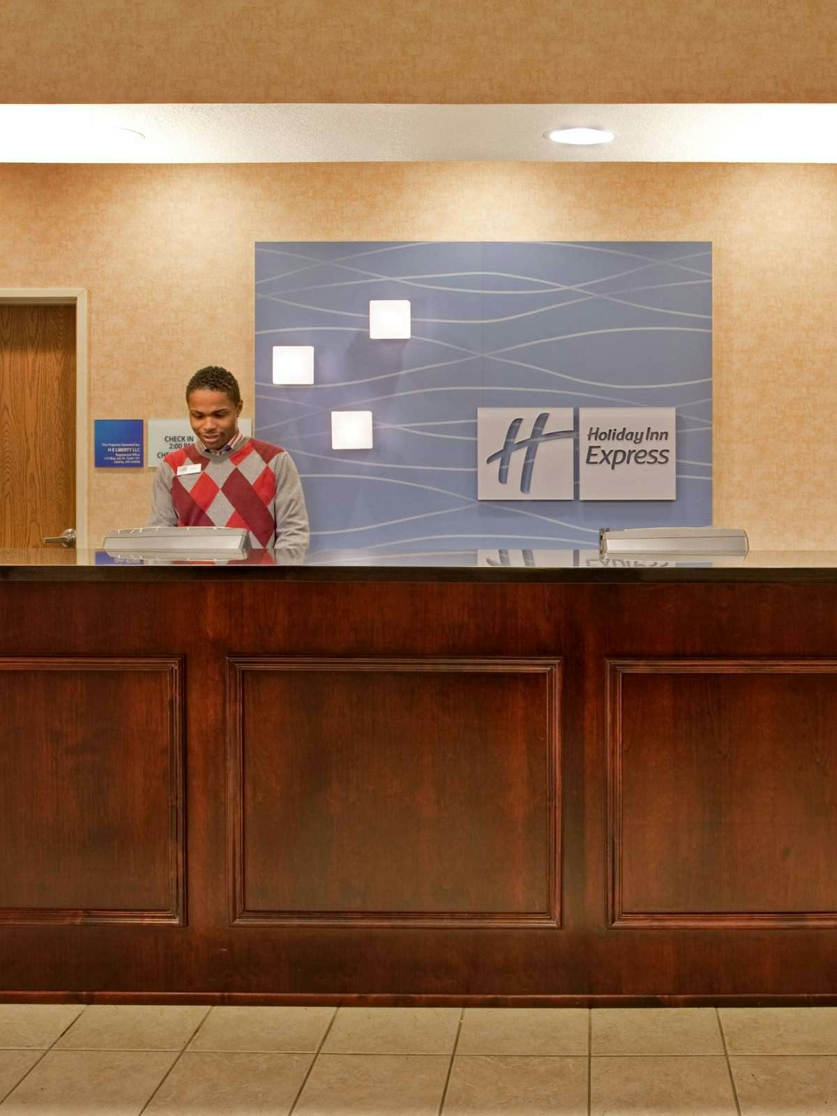 Hotel Holiday Inn Express Hotel & Suites Kansas City Liberty photo 4