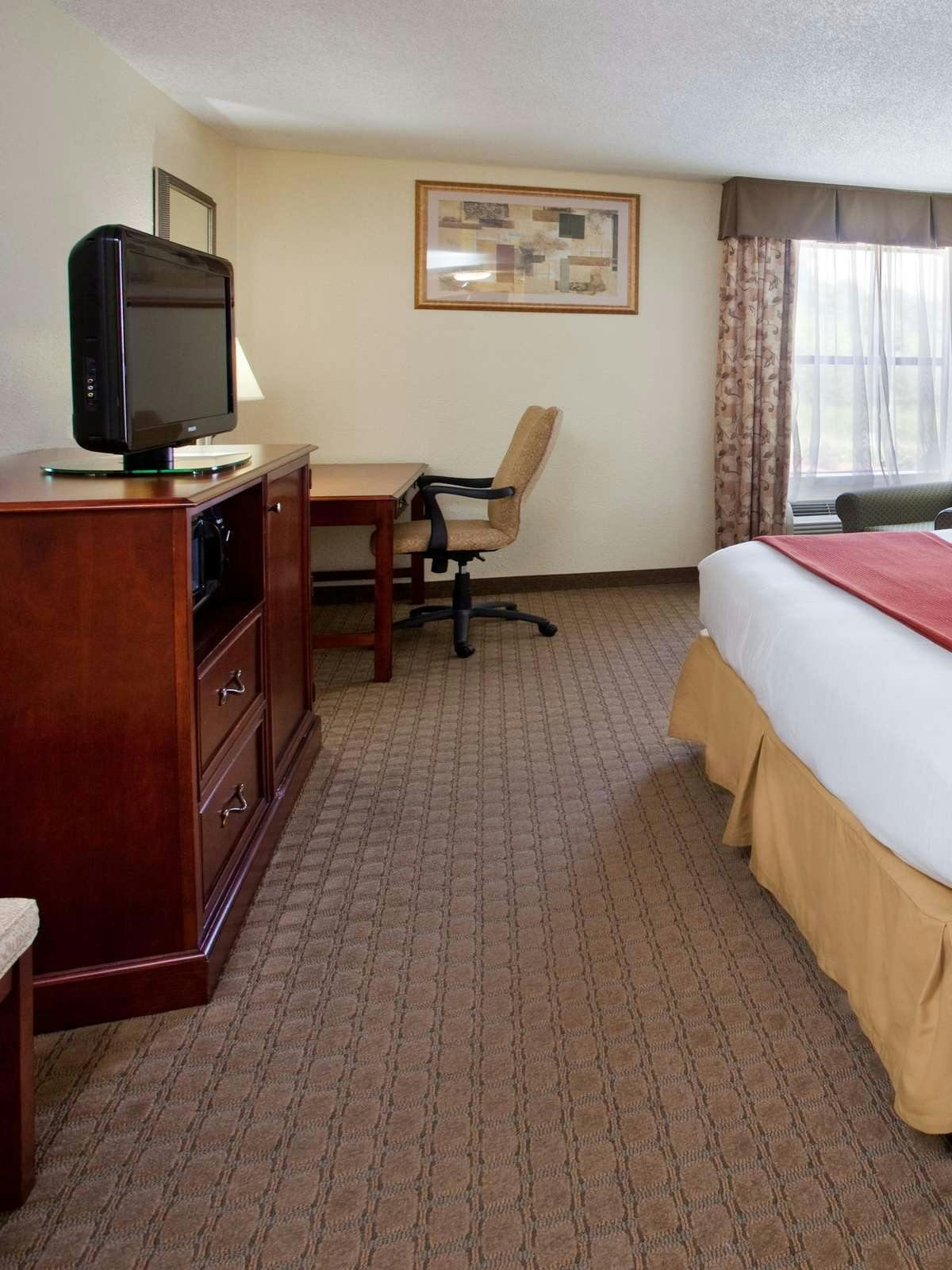 Hotel Holiday Inn Express Hotel & Suites Kimball photo 2