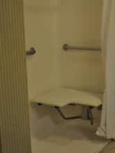 Hotel Holiday Inn Express Hotel & Suites Kent State photo 3