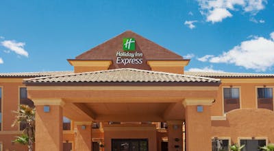 Holiday Inn Express Hotel & Suites Kingman