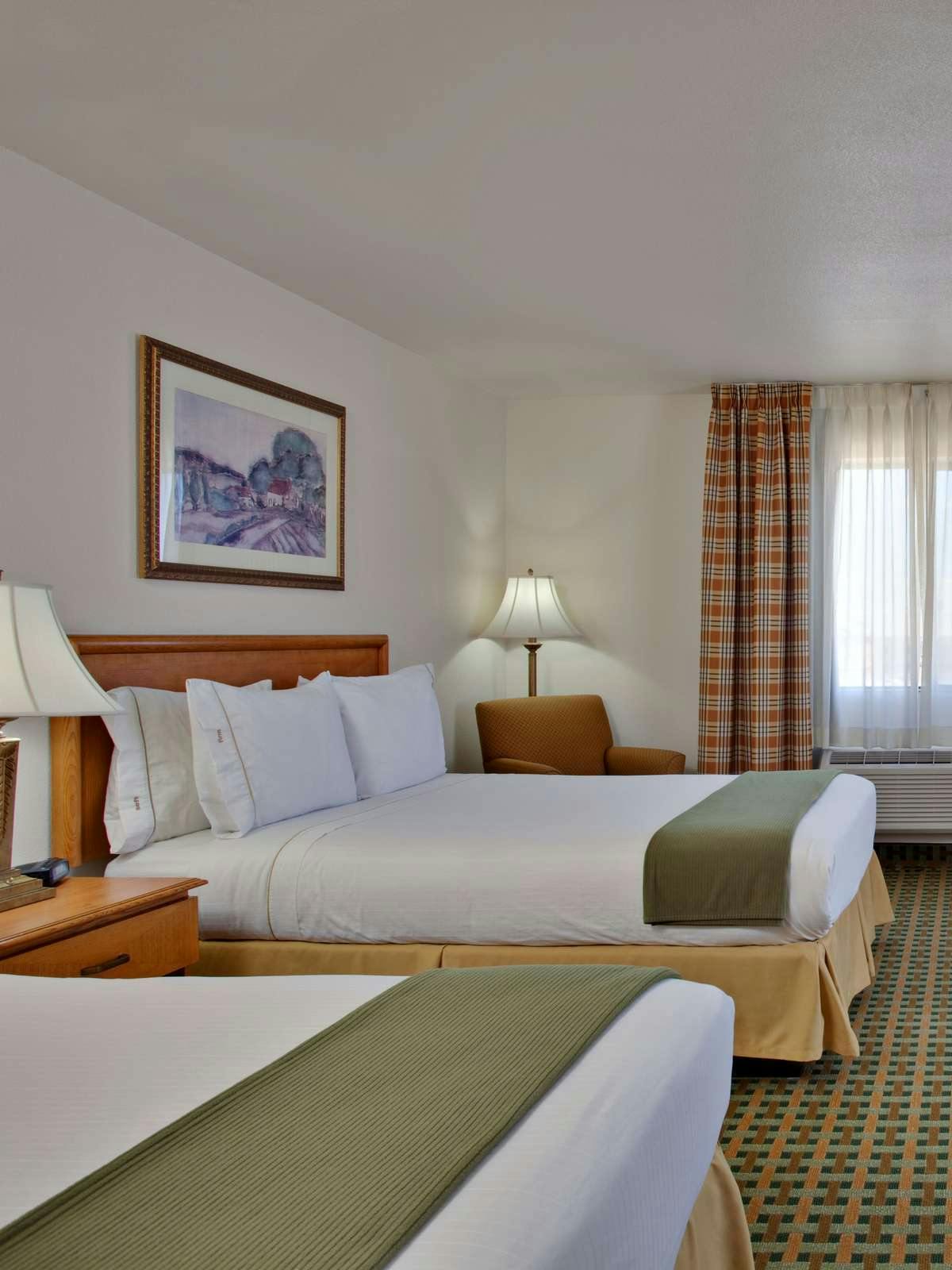 Hotel Holiday Inn Express Hotel & Suites Kingman photo 1
