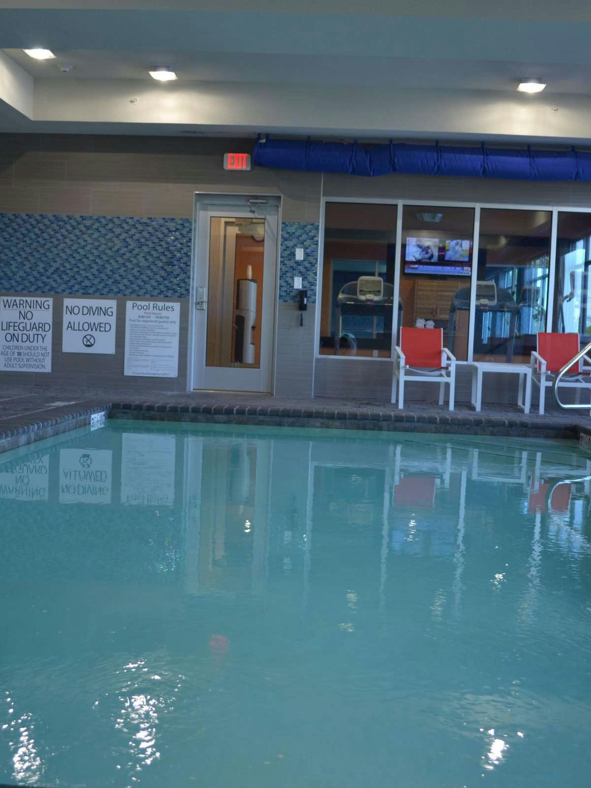 Hotel Holiday Inn Express Hotel & Suites Knoxville photo 5