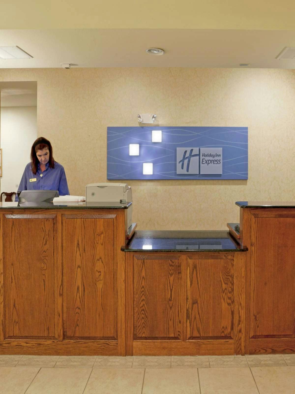 Hotel Holiday Inn Express Hotel & Suites Kerrville photo 4
