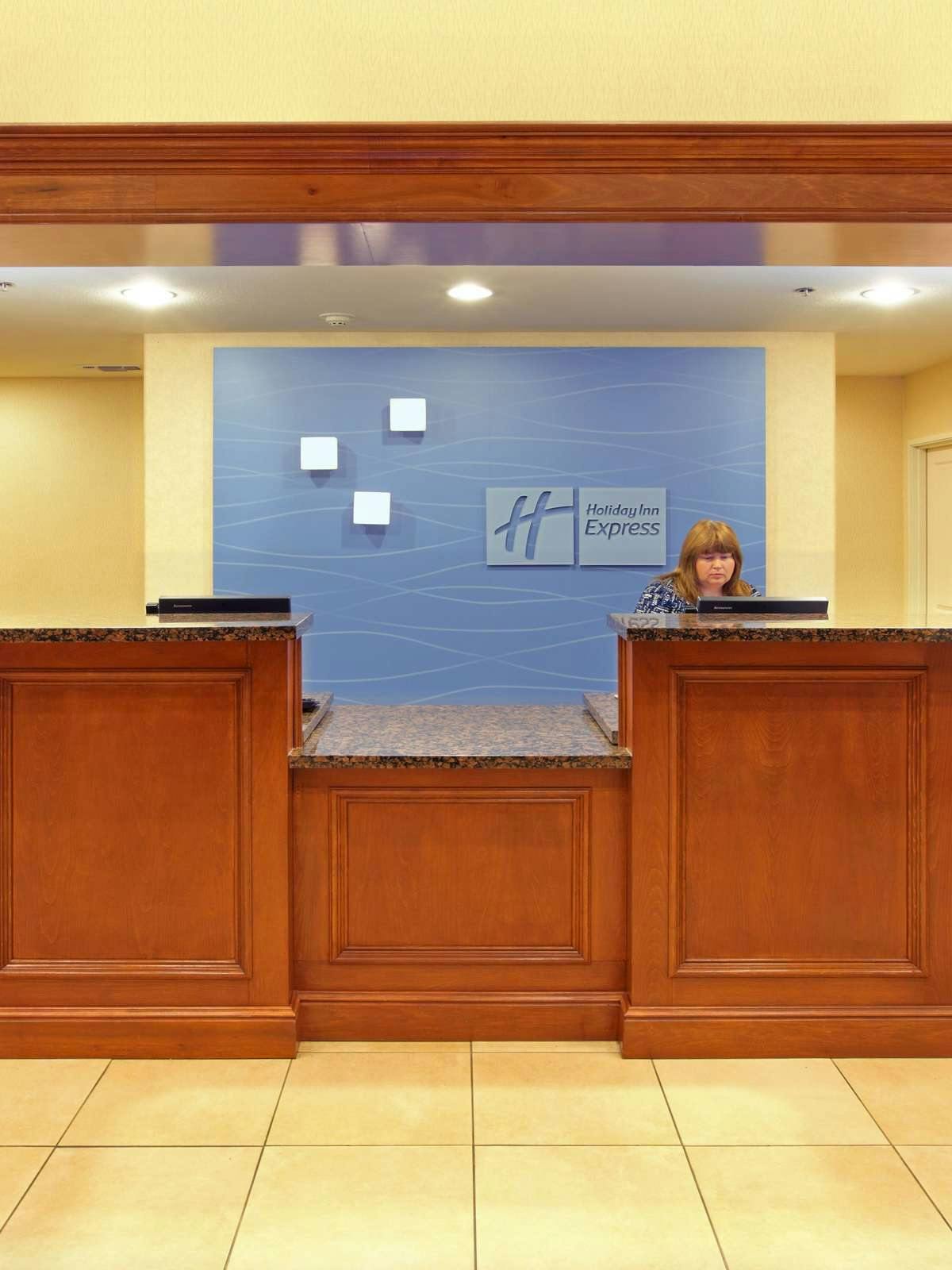 Hotel Holiday Inn Express Hotel & Suites Kilgore North photo 4