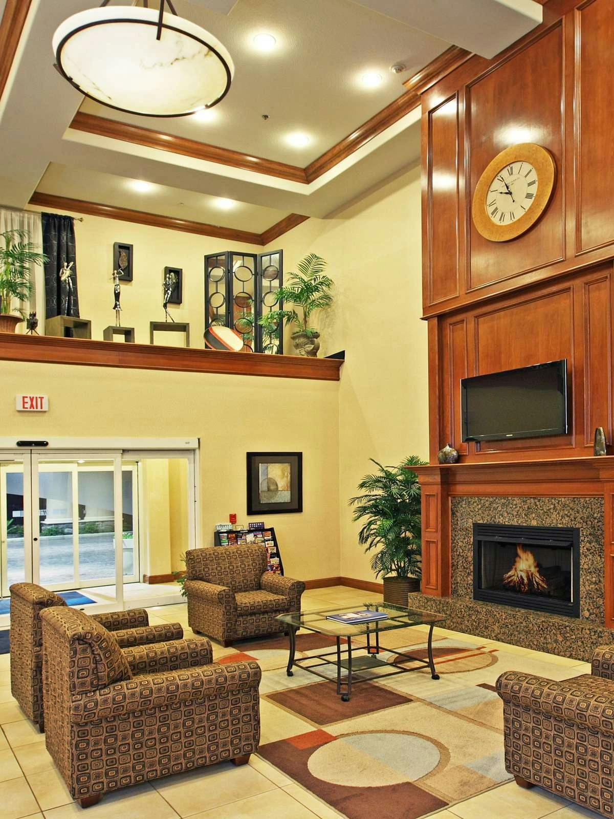 Hotel Holiday Inn Express Hotel & Suites Kilgore North photo 3