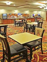 Hotel Holiday Inn Express Hotel & Suites Kilgore North photo 5