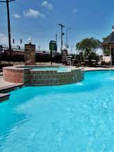 Hotel Holiday Inn Express Hotel & Suites Lake Charles photo 4