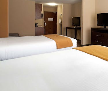 Holiday Inn Express Hotel Suites Lamar Colorado Around Me