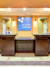 Hotel Holiday Inn Express Hotel & Suites Lake Elsinore photo 4